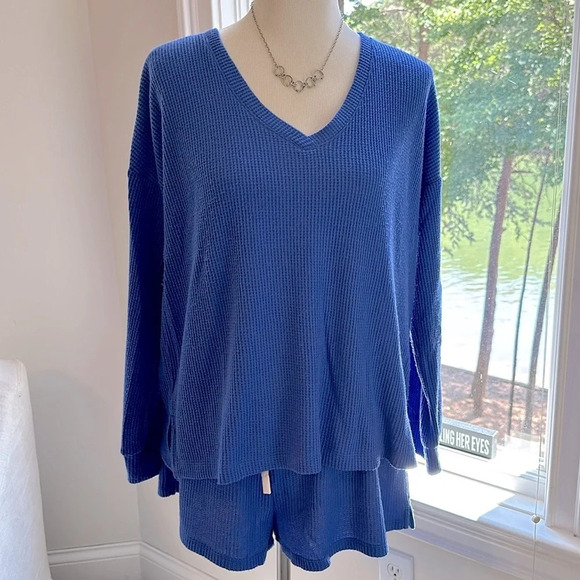 Super Comfy P.J. Salvage Waffle Knit Pajama Short Set, Size Medium - Picture 1 of 9